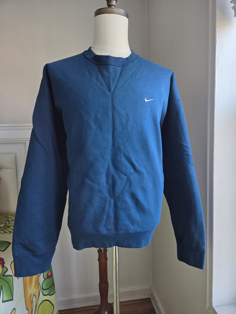 Nike Men’s Teal-Blue Crewneck Sweatshirt with White Swoosh